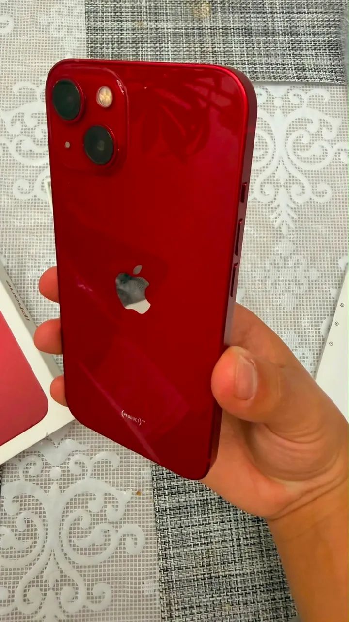 iPhone 13 / 256GB / Vermelho  - Foto 3