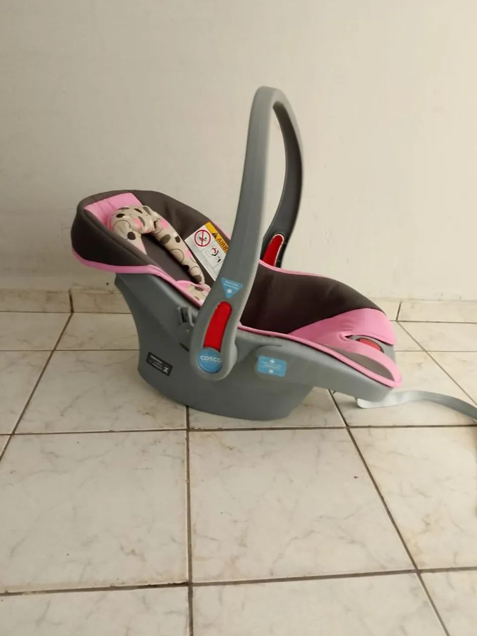 Conjunto carrinho de bebê e bebê conforto  - Foto 4