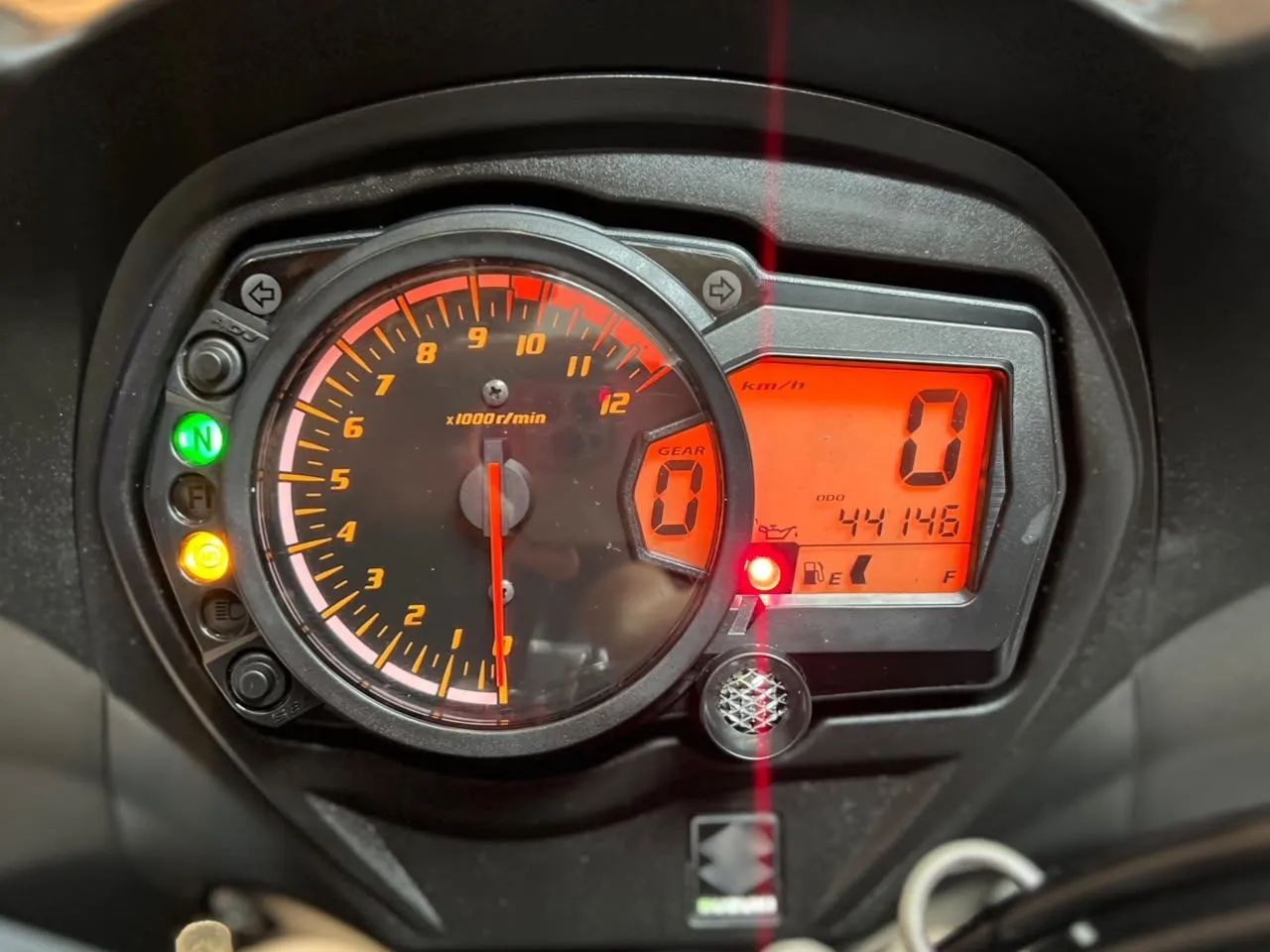 GSX 1250 F  CINZA 2015/2016 - Foto 4
