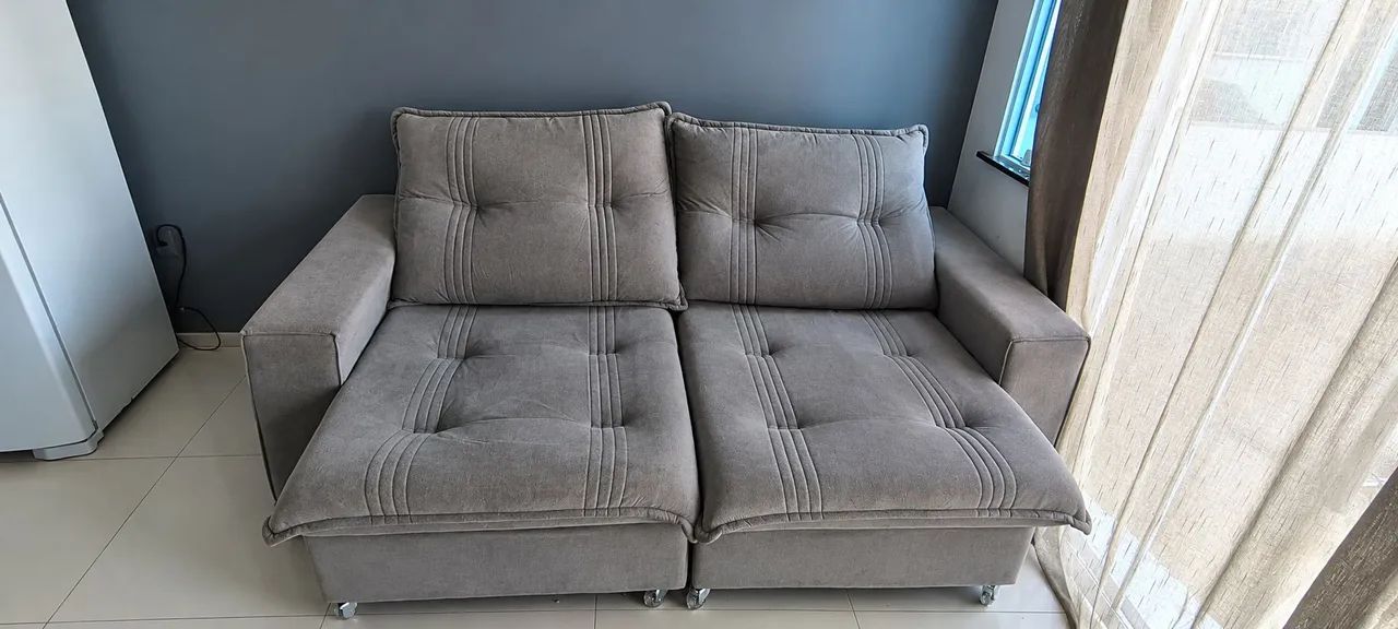 Geladeira, guarda-roupa, sofá e mesa - Foto 3