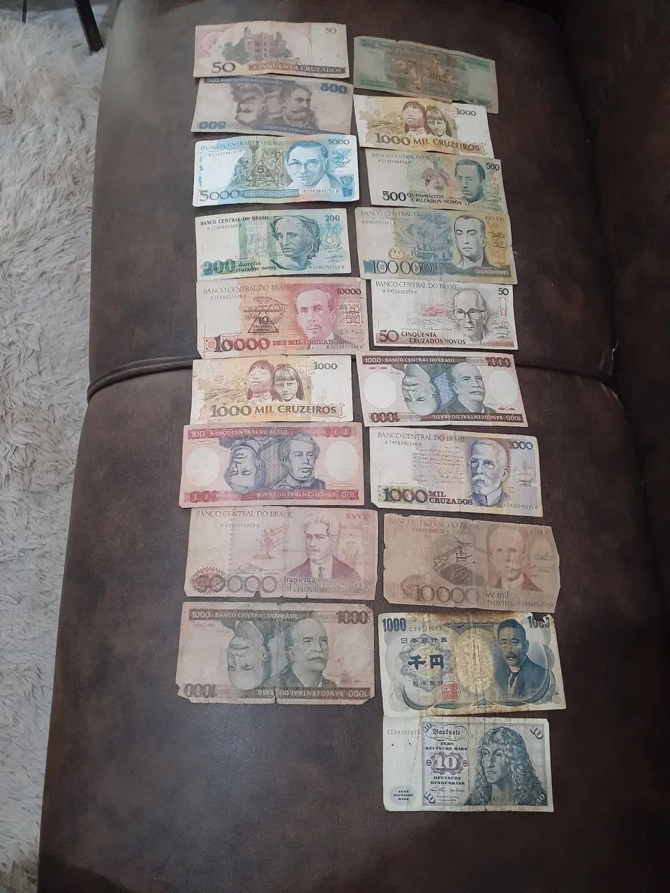 Vendo notas e moedas antigas 