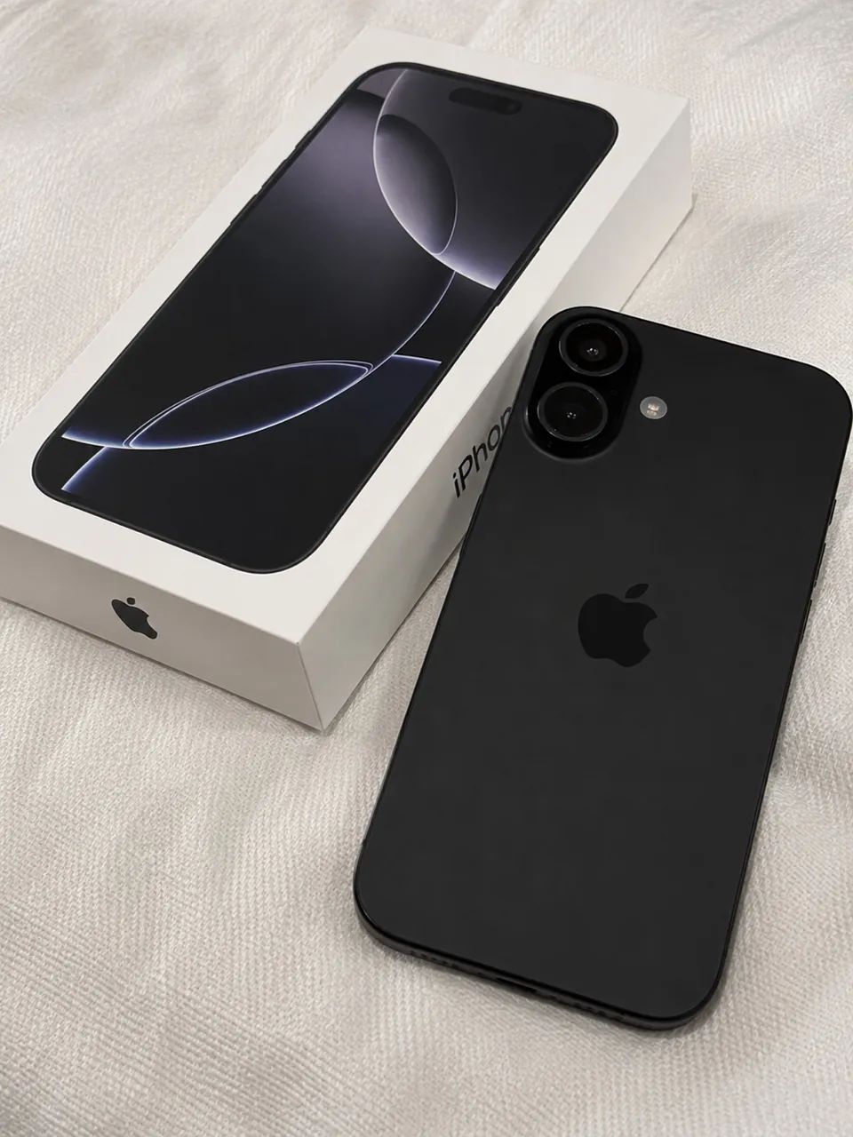 iPhone 16