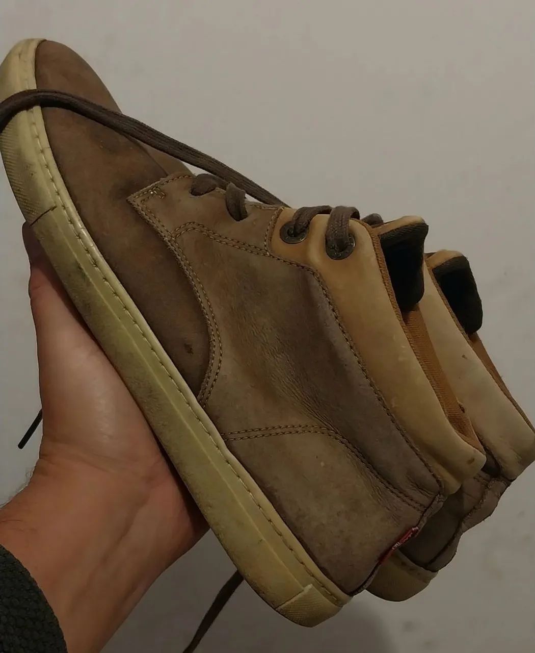 Tênis Levis original cano alto número 40