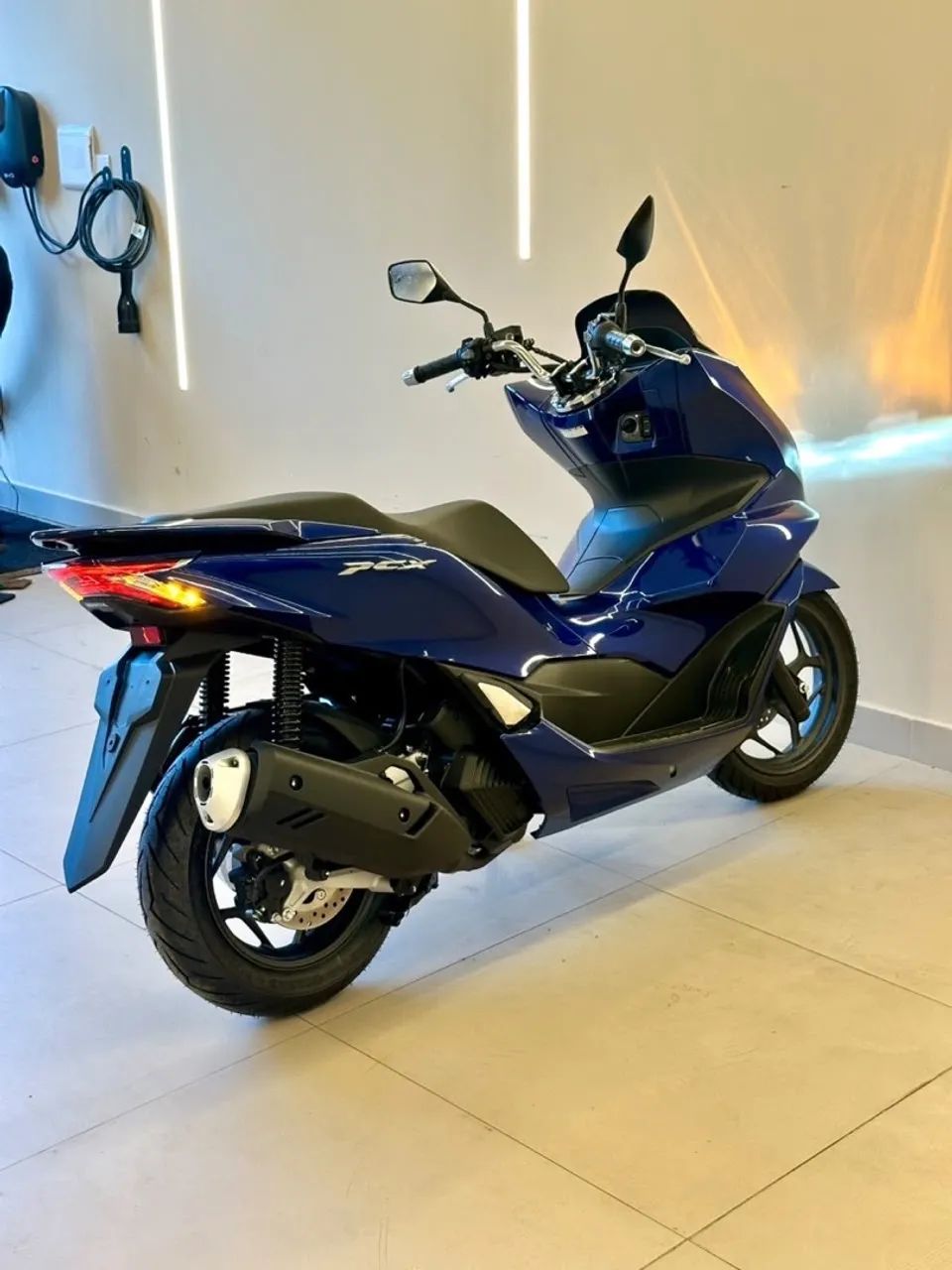 HONDA PCX DLX ABS 2026 ZERO KM . A PRONTA ENTREGA !! - Foto 4