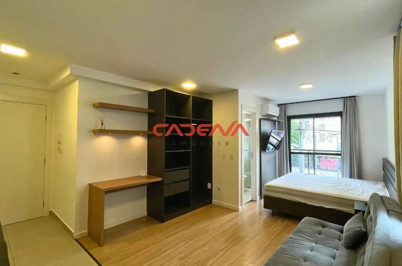 Studio para aluguel no Mercês