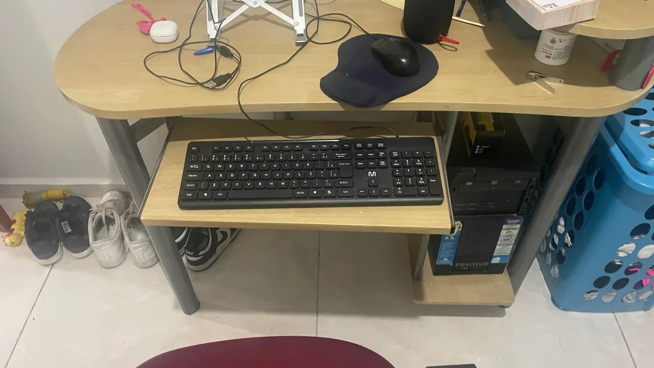 Doação Mesa computador  retirada - Foto 2