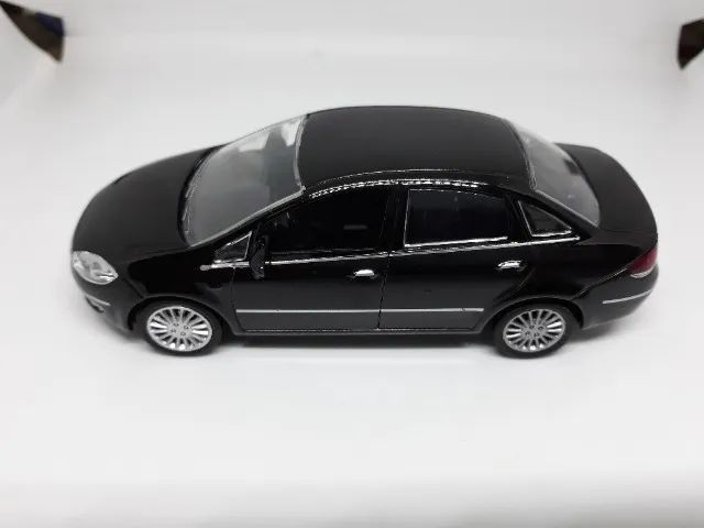 Miniatura Fiat Linea Preto - Foto 2