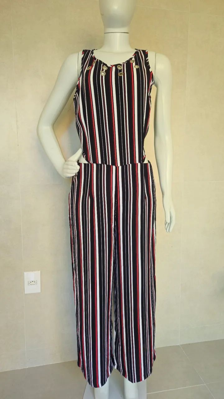Elegante Macacão listrado  - Foto 2