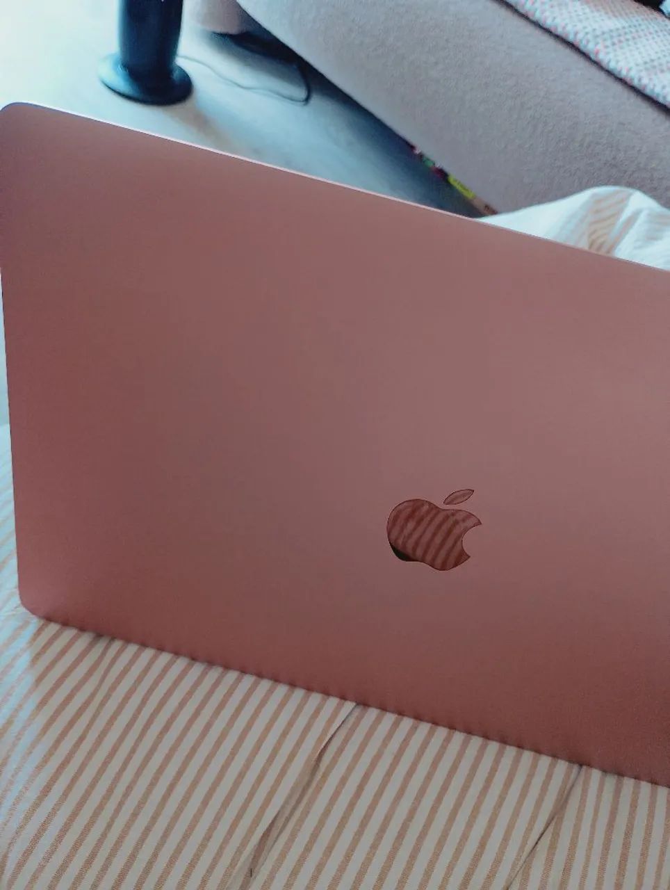 MacBook 13 polegadas, 8G RAM Rosa - Foto 3