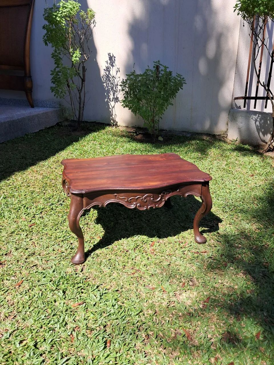 Mesinha Antiga em Jacarandá 