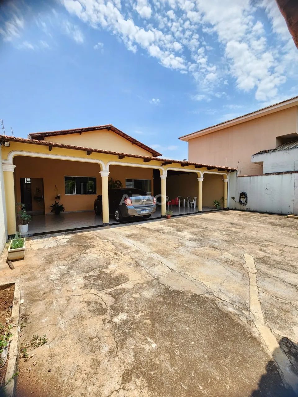 CASA RESIDENCIAL - VILA MORAIS