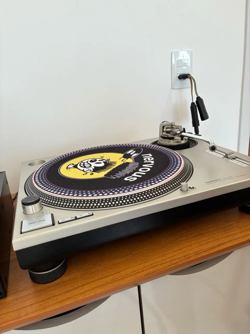 Toca disco Technics Sl1200 MK2 em Ótimo Estado  - Foto 5