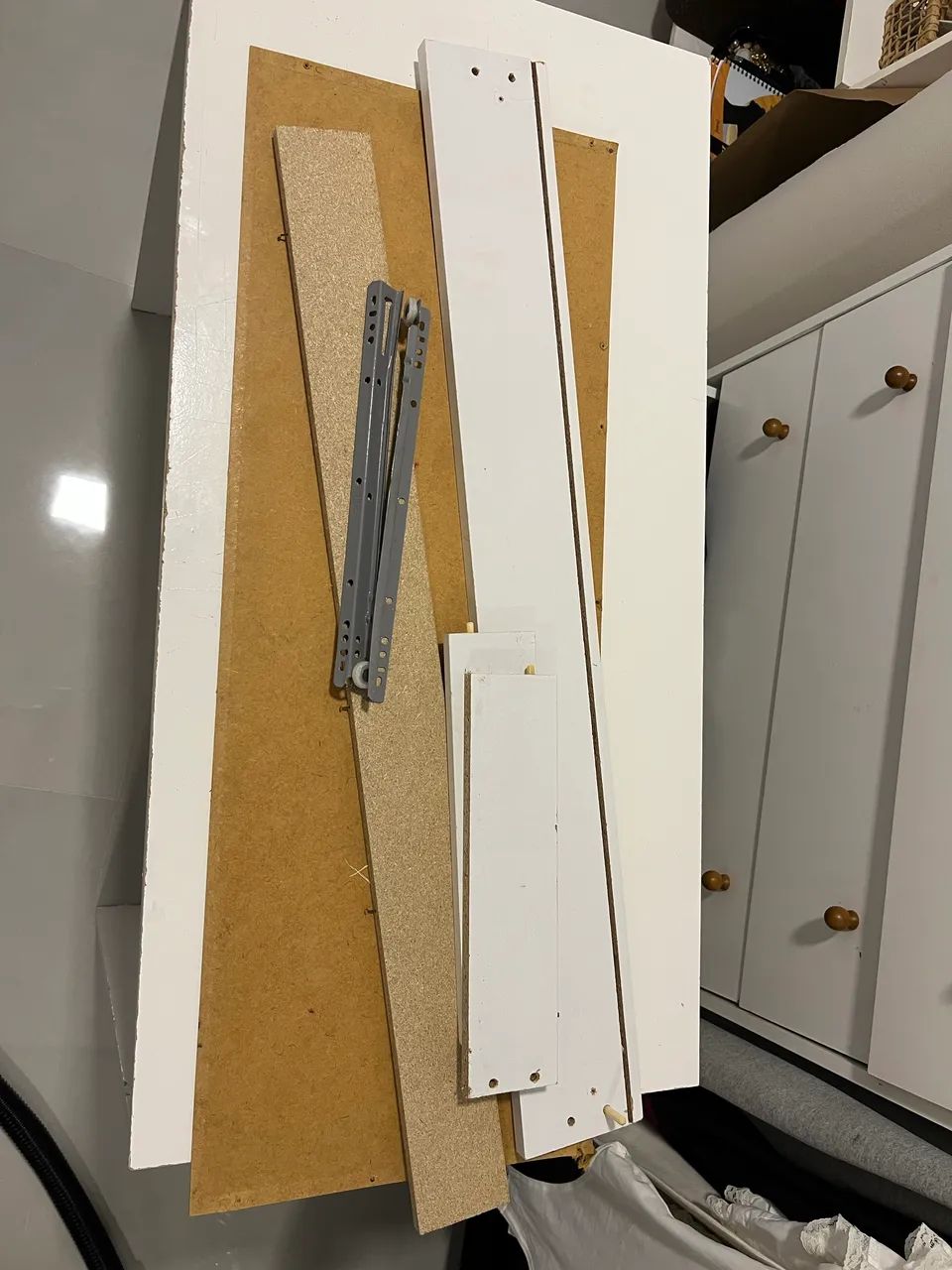 Mesa de estudos com gaveta  - Foto 4