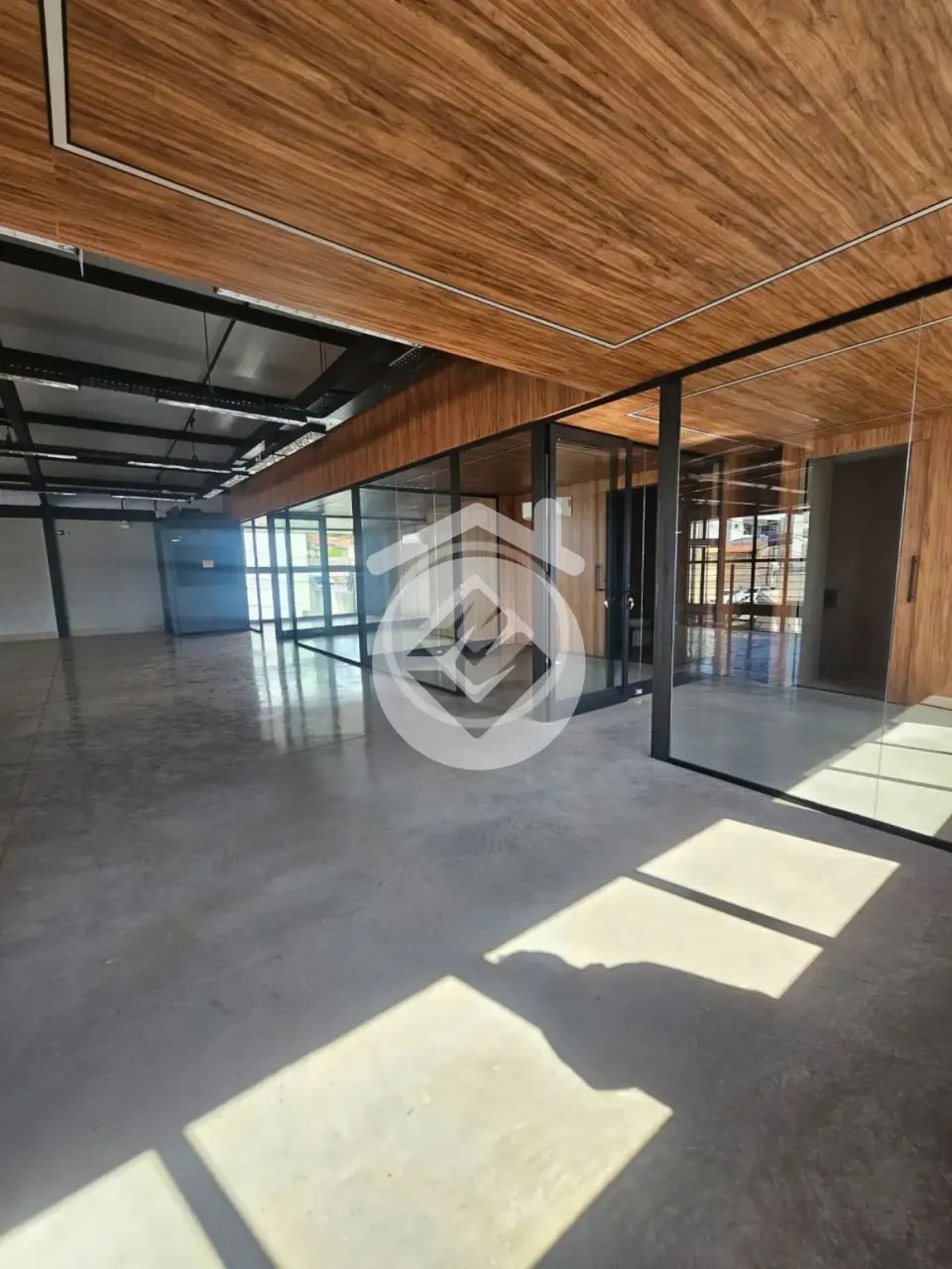 Prédio Comercial para Locação com 3 andares - Foto 4
