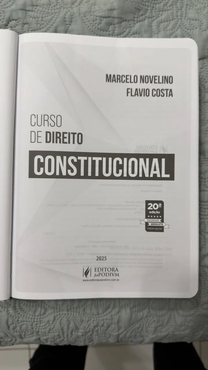 Livro de Direito Constitucional  - Foto 2
