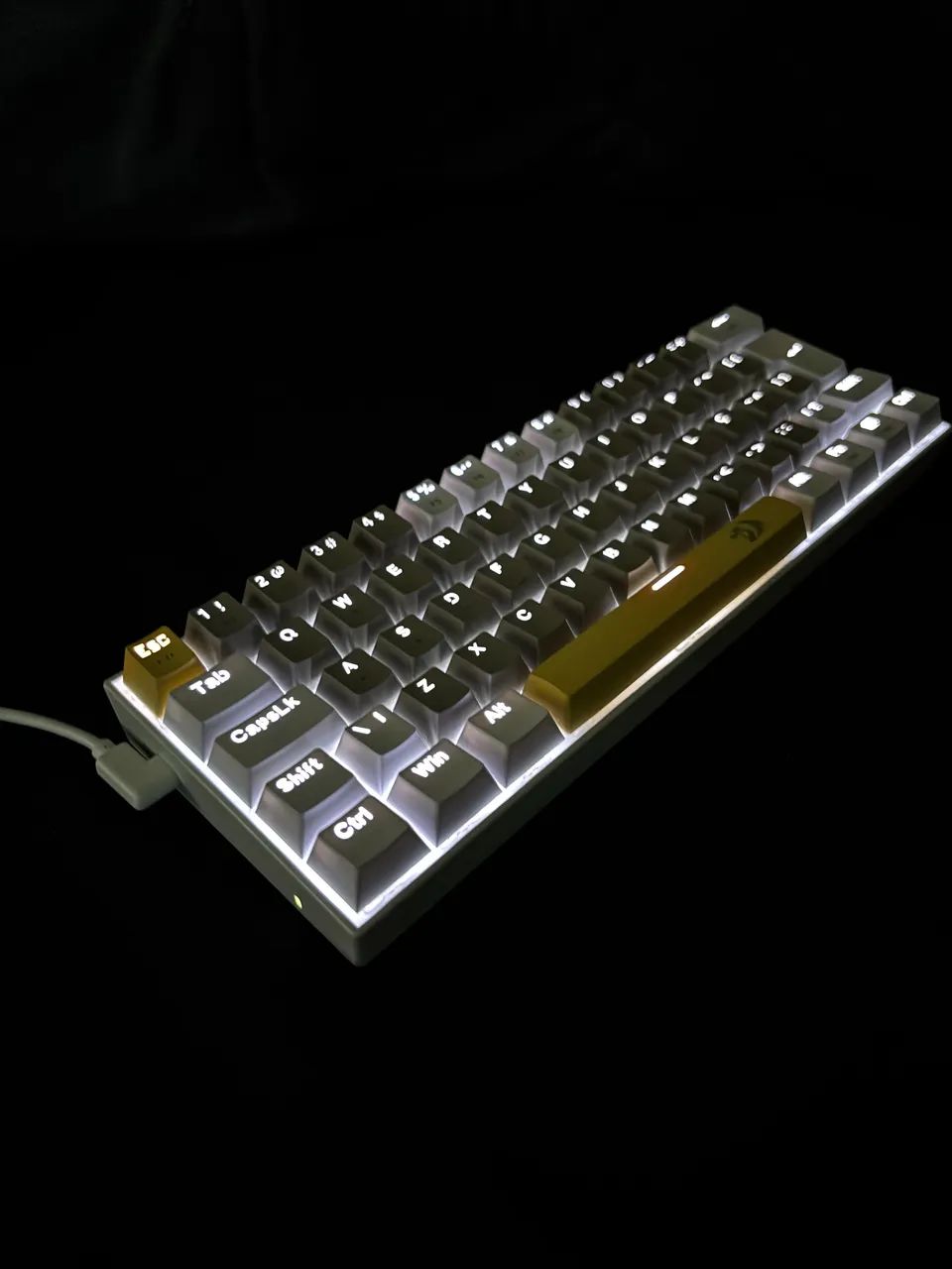 VENDO TECLADO MECÂNICO LAKSHMI REDRAGON. - Foto 4
