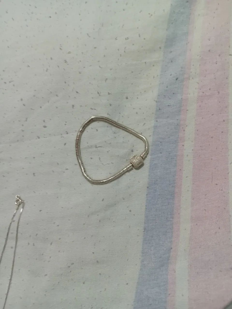 Vende pandora   sem berloque