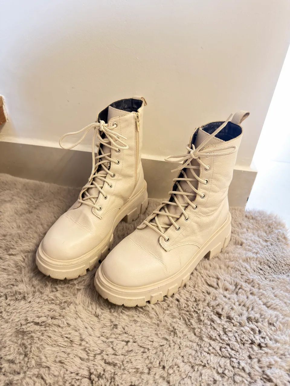 Bota coturno off with 
