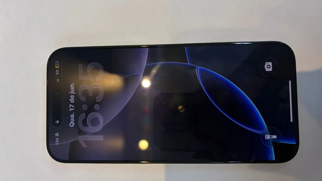 Celular IPhone 16 pro max 1 tera 