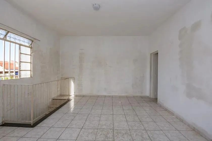 Casa à Venda - João Pinheiro, 2 Quartos, 280 m2 - Foto 2