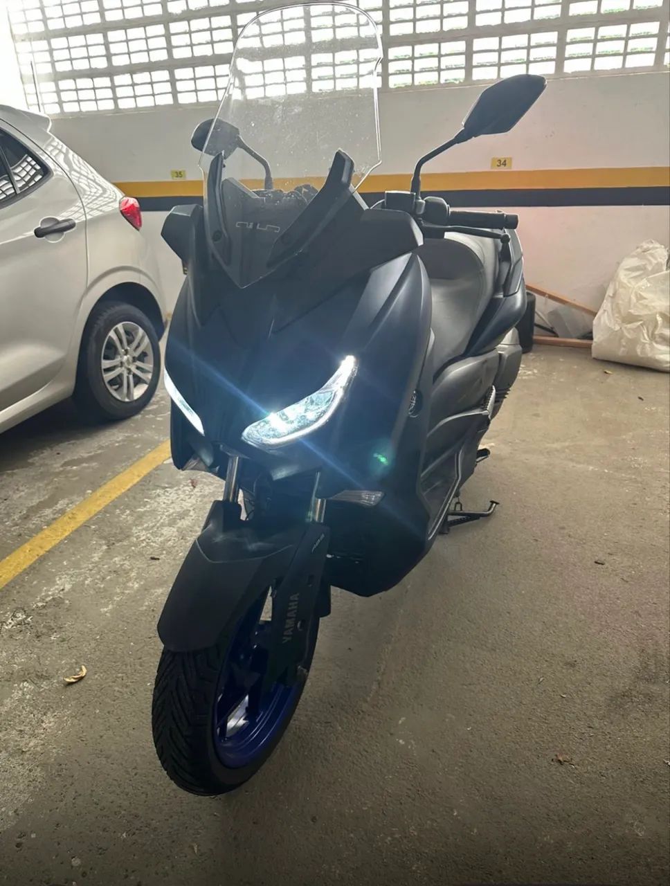 Yamaha Xmax super conservada 