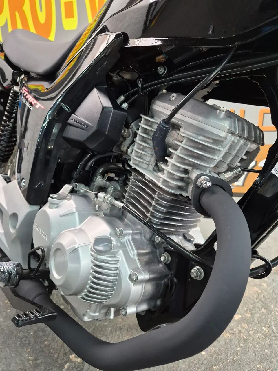 HONDA 160 START 2022 PRETA SÓ 15350KM (FINANCIA 100%)$16500 LINDOMAR MOTOS  - Foto 5