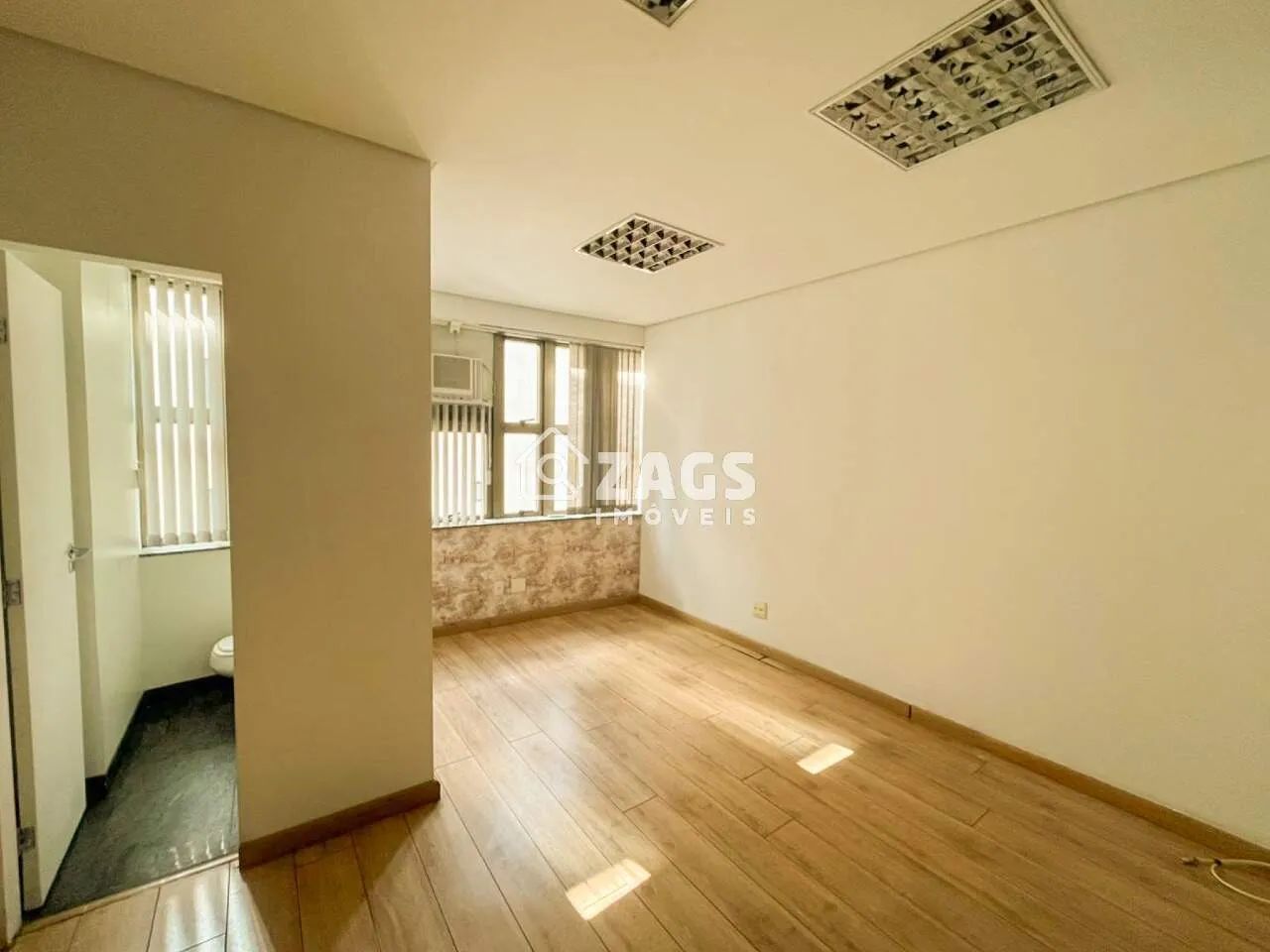 Sala para aluguel 30m² - Cruzeiro/BH