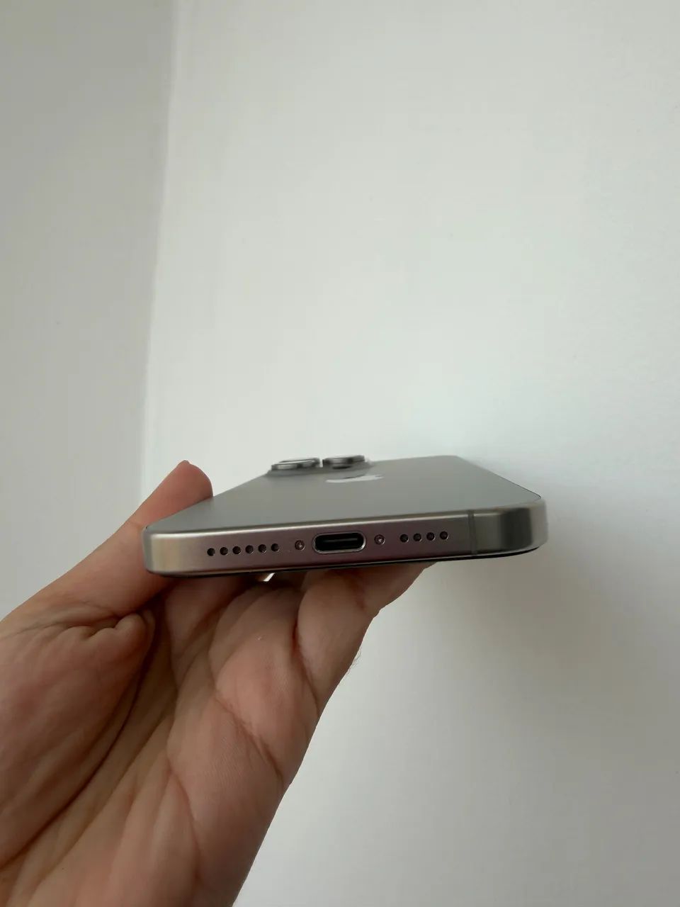 iPhone 15 Pro Max - Foto 2