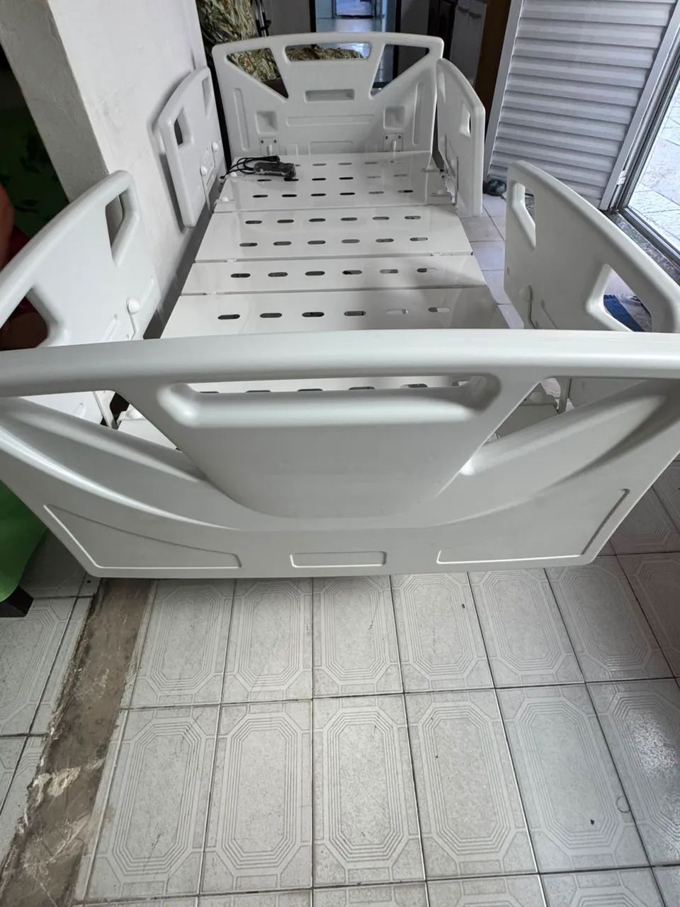 Cama hospitalar com quartos movimentado novíssimo  - Foto 3