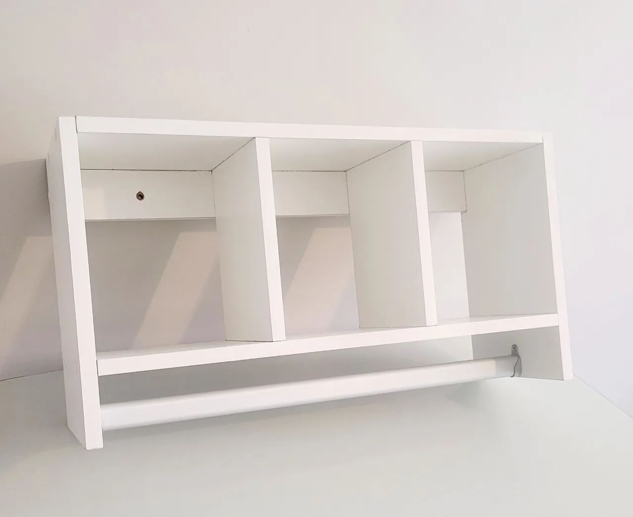 Cabideiro de parede em MDF Branco. - Foto 2