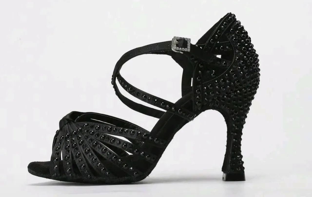 Sapato alto preto