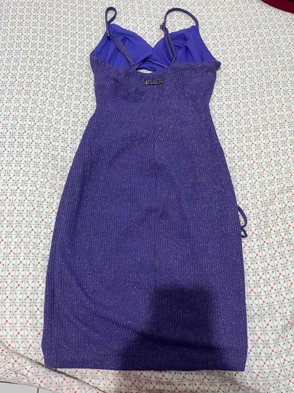 Vestido lilás com glitter Miller