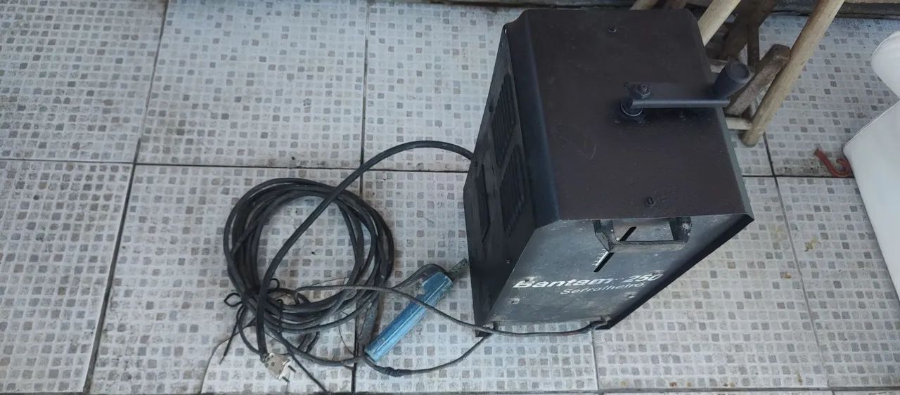 Maquina solda usada