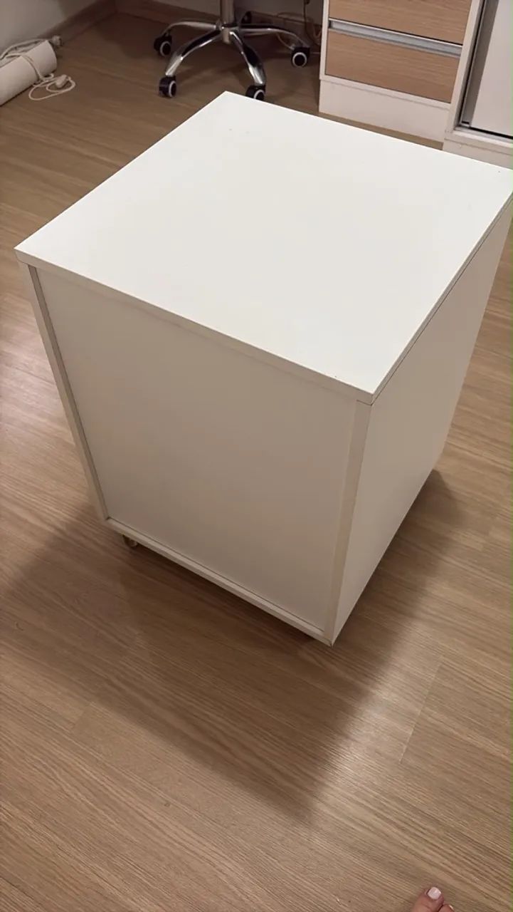 Mesa de cabeceira (criado mudo) - Foto 5