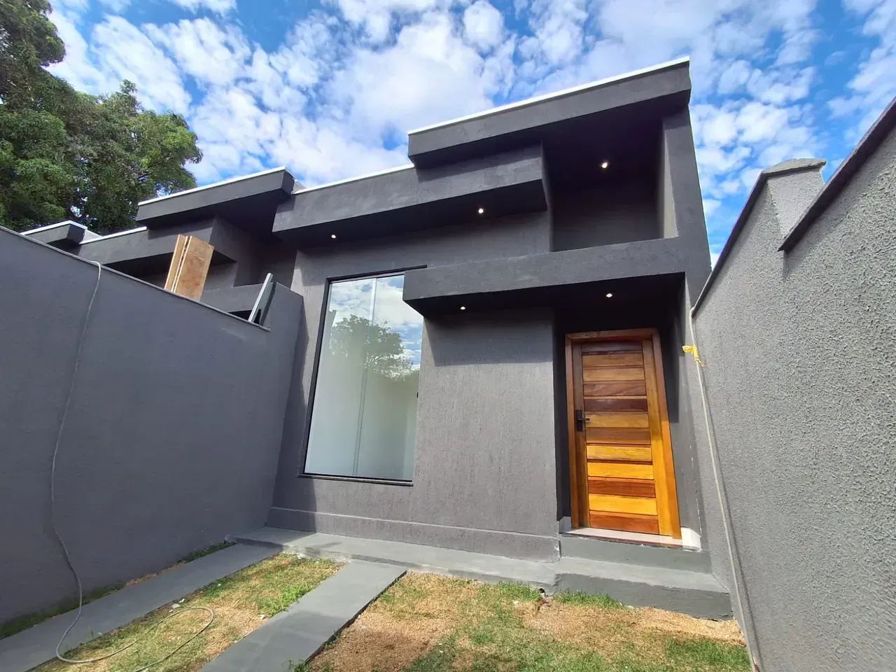 Casa com 3 quartos sendo 1 suíte 2 banheiros 2 vagas - Foto 2