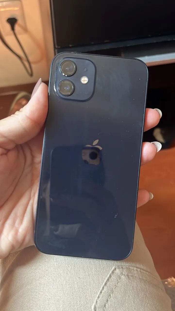Iphone 12 semi novo - Foto 2