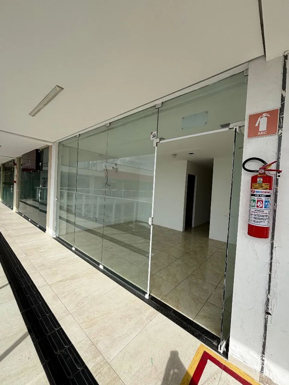 SALAS COMERCIAIS  - Foto 5