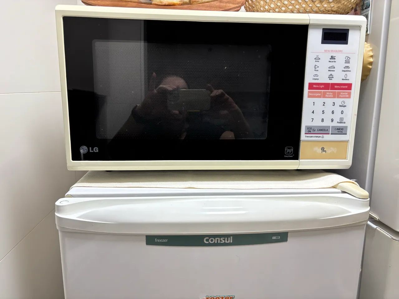 Micro-ondas LG Easy Clean - Foto 4