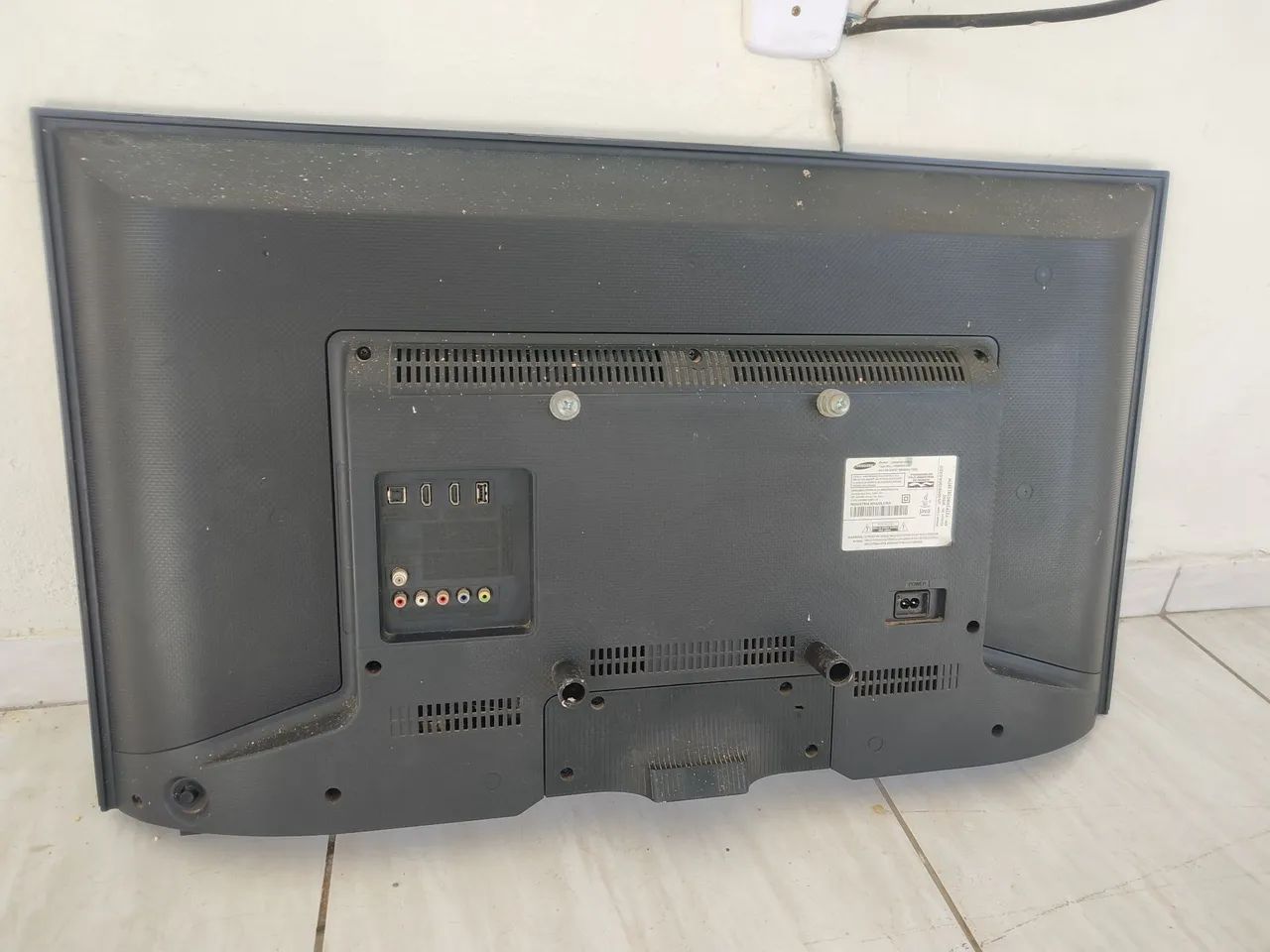Vendo 2 tvs Samsung retirada de peças  - Foto 2
