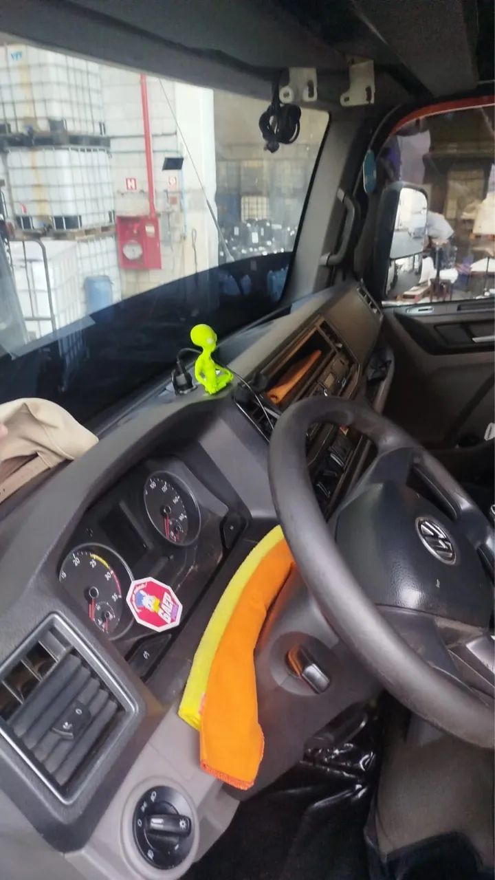 Vw.  11 180 prime no chassi. . Ano. 2020.  - Foto 5
