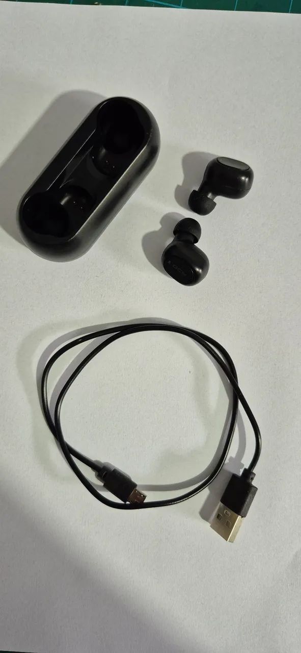 Fone de ouvido bluetooth com case