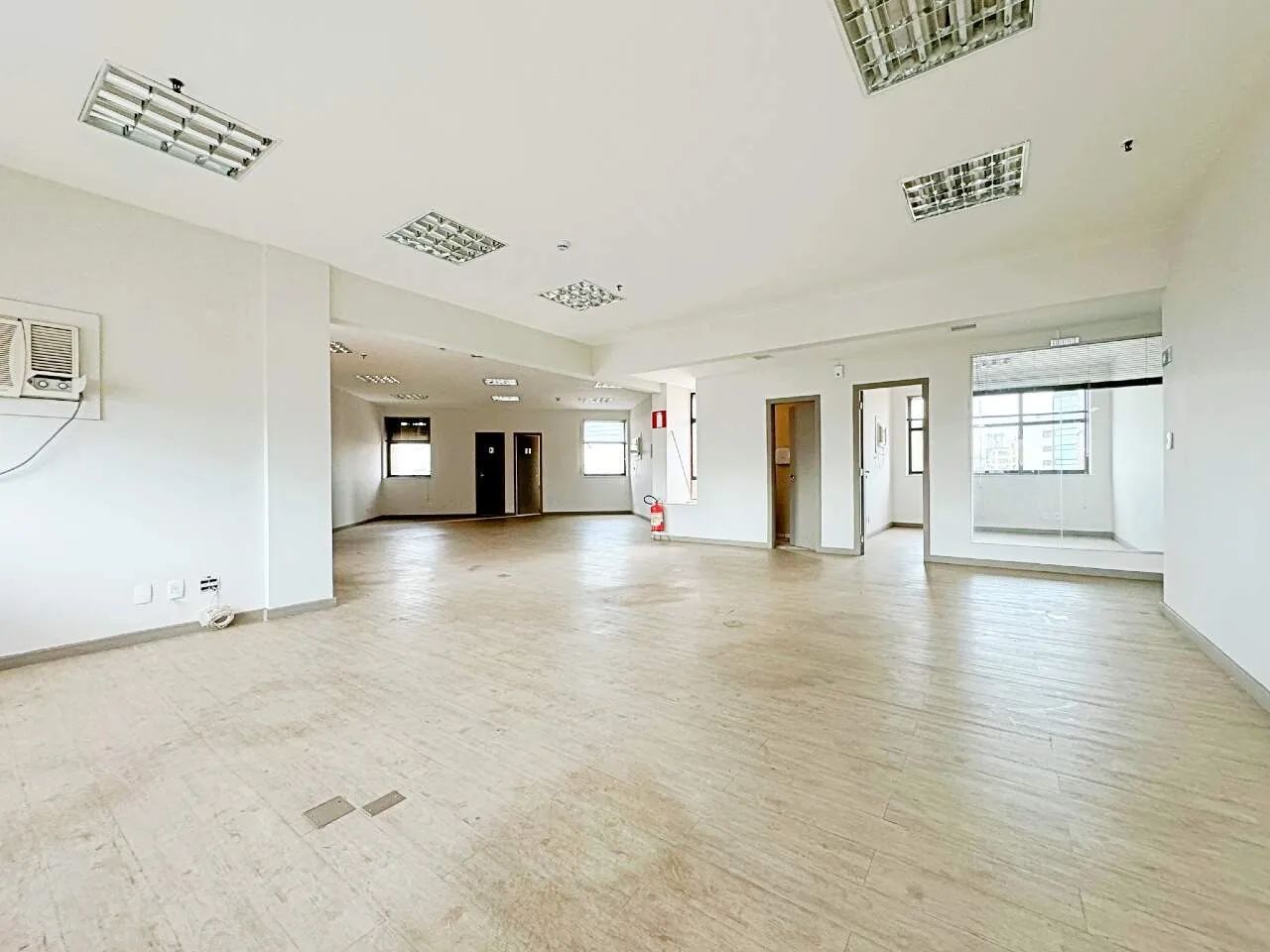 ANDAR COMERCIAL À VENDA NO BAIRRO SION