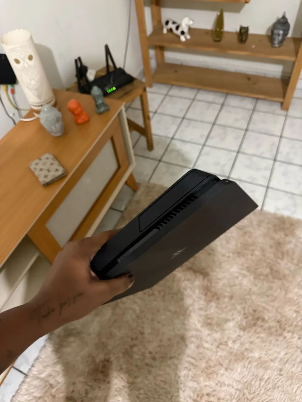 PS4 1T - Foto 2