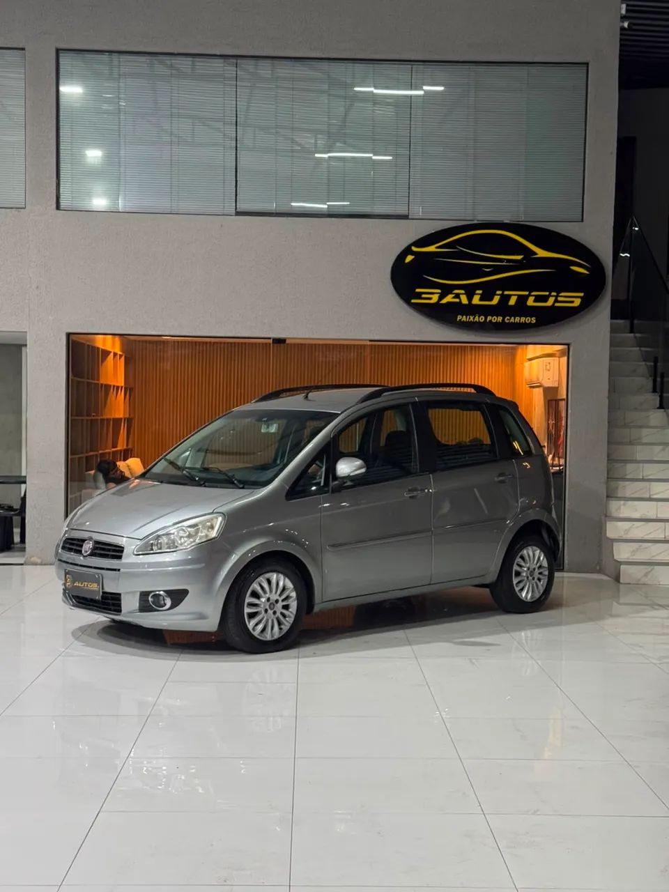 Fiat Idea Essence 1.6 Flex 16V 5P 2013