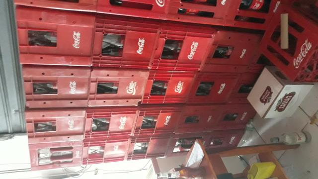 Vasilhames de Coca Cola de 01 litro
