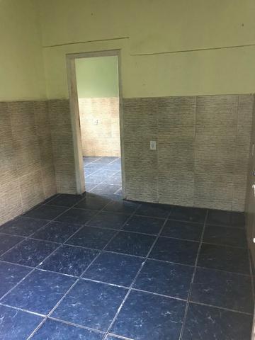Casa em vila - Quarto, sala, cozinha, banheiro e área em Éden, São João de Meriti