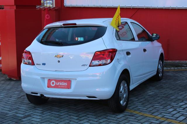 Onix Joy 2018/dou garantia de 03 meses/aceito troca/financia 100%/whats * - Foto 5