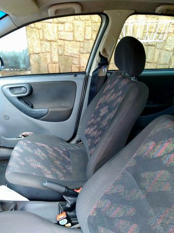Corsa hatch 1.0 - 2003 - Foto 5