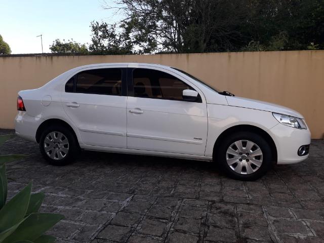 Volkswagen Voyage lindo segundo dono - Foto 6