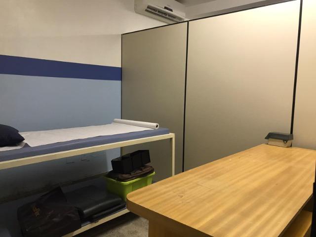 Sala Comercial próximo ao Colégio Militar na Avenida 24 de Agosto, bairro Alexandrina - Foto 7